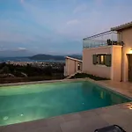 Villelia View 1